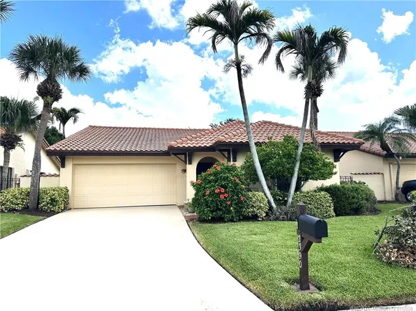 2390 SW Bobalink Ct, Palm City, FL 34990
