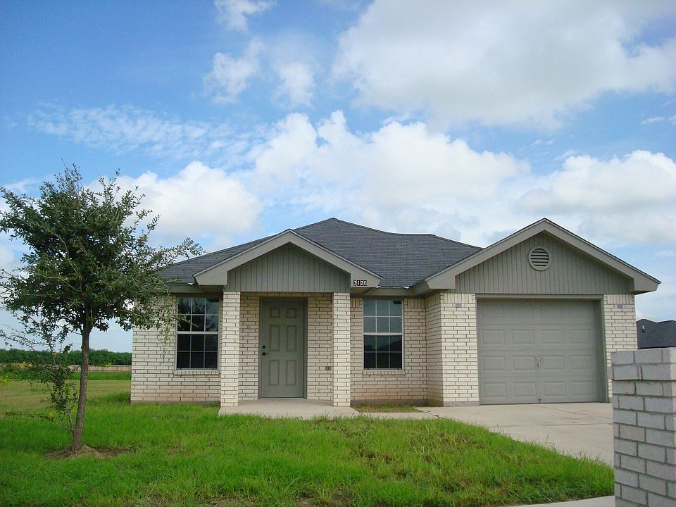 2nd image of 3120 Fuerte Ave