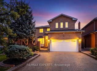 5 Jordana Dr, Markham, ON L3S 3C2