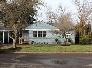 602 Tinamou Ln, Springfield, OR 97477