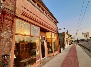 720 S Main St, Calvert, TX 77837