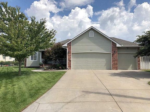 4th image of 414 E Country Hills Ct