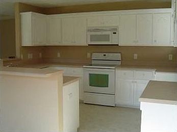 3rd image of 4930 McCall Ln