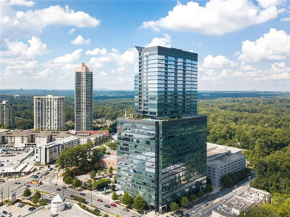 3630 Peachtree Rd NE #2204