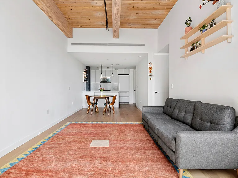 710 Metropolitan Ave #3B — Photo 7