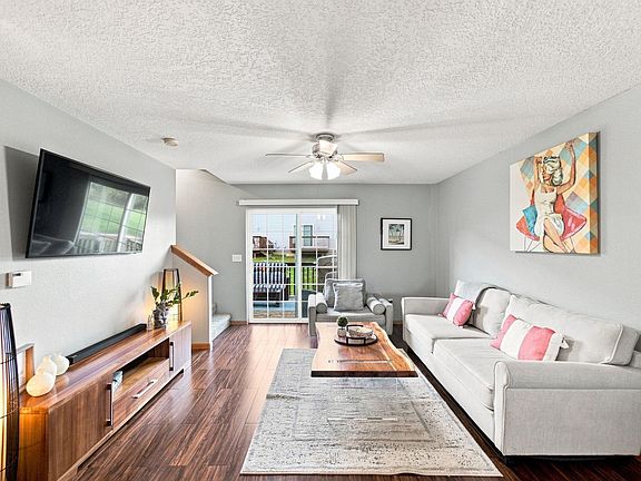 5th image of 1327 Creekside Ct