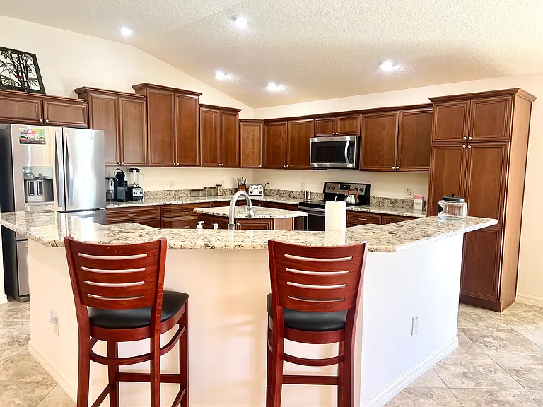 3480 Kewadin Ave — Photo 8