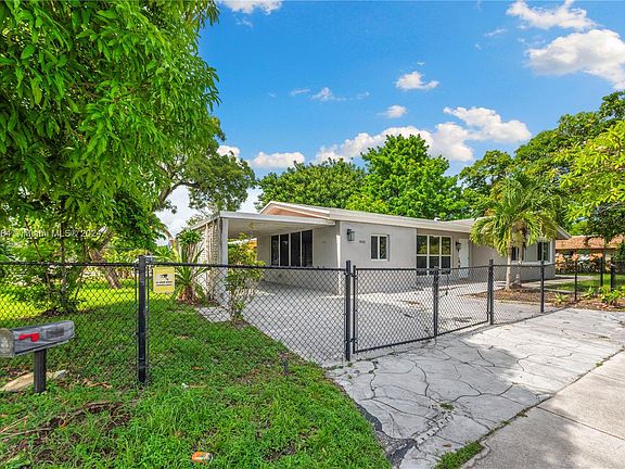 3rd image of 1400 NW 9th Ave