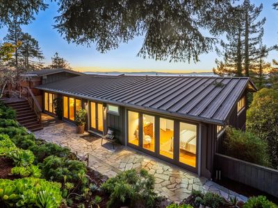 6081 Wood Dr, Oakland, CA, 94611