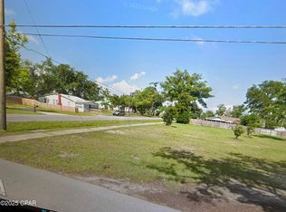 814 Minnesota Ave, Lynn Haven, FL 32444
