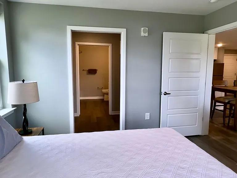 Avenue 6 - Luxury Apartments Downtown Huntsville South — Photo 13