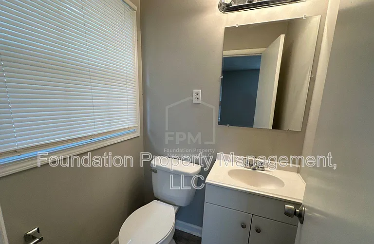 3710 Elm Park Rd — Photo 16