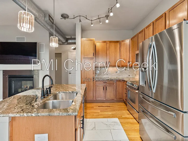 10111 Inverness Main St #414 — Photo 8