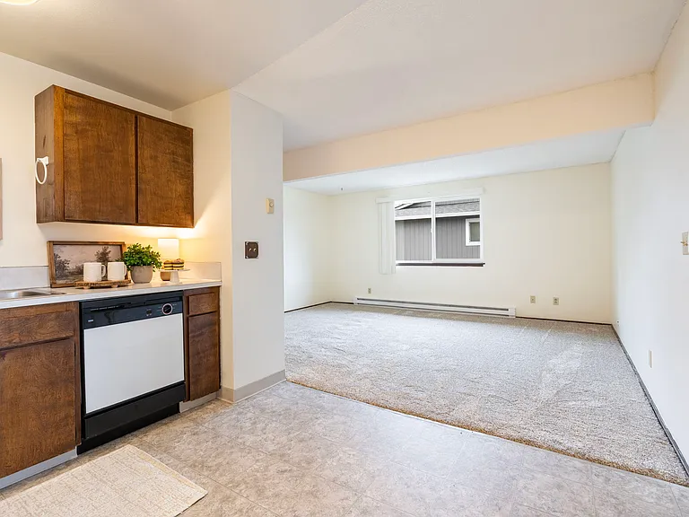 2229 Hawthorne St #C — Photo 4