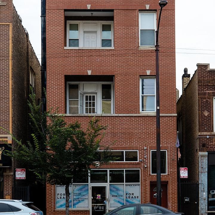 1st image of 1434 N Western Ave #3