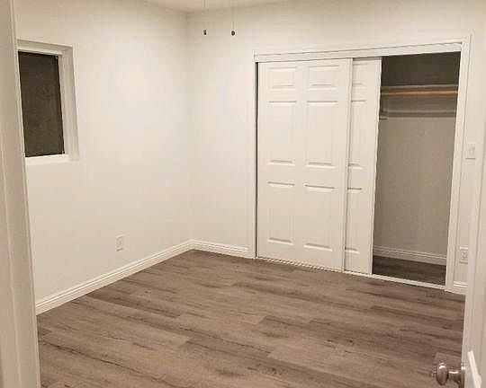 4th image of 1526 S Van Ness Ave