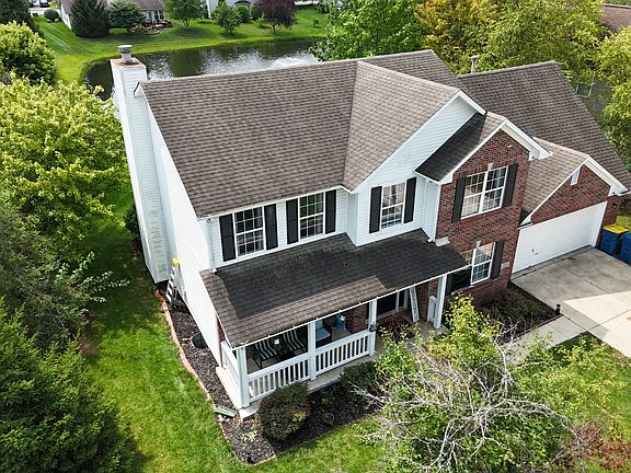 3rd image of 10397 Hillsborough Dr