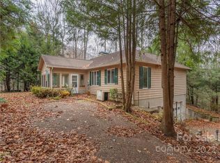 1673 Chestnut Flats Ln, Waynesville, NC 28786