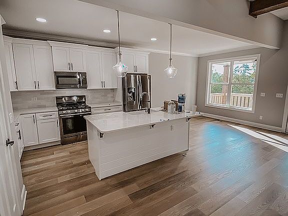5th image of 4881 Preserve Dr