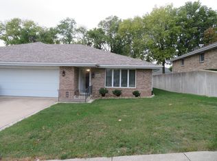 2323 Lynwood St, Morris, IL 60450