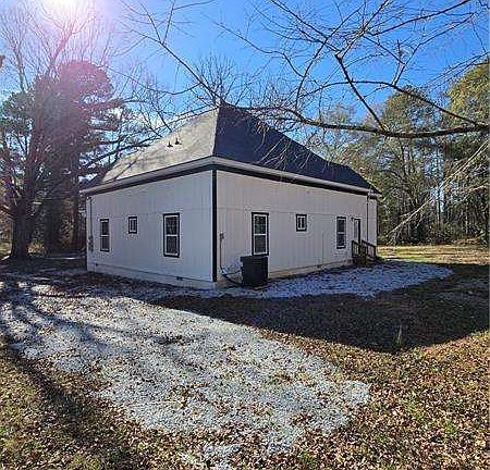 4th image of 4645 Gordon St