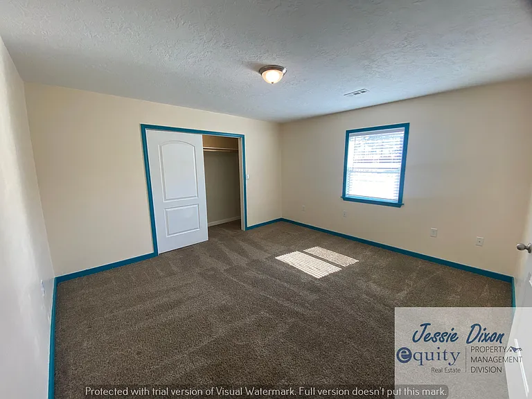 4030 S Madison Ave — Photo 20