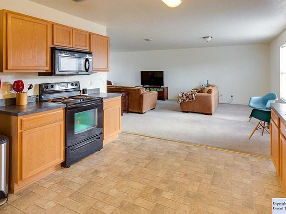 4th image of 625 Crosspoint Dr
