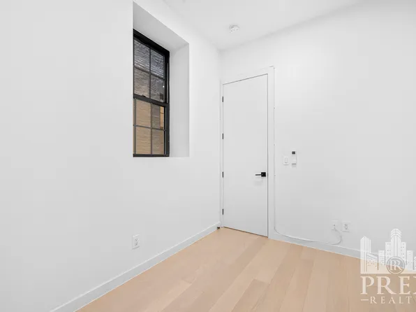 161 East 89th Street image 10 of 22