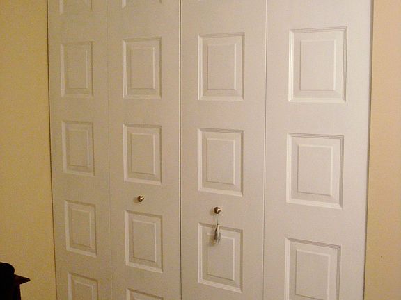 Guest Bedroom 2/ Office Closet