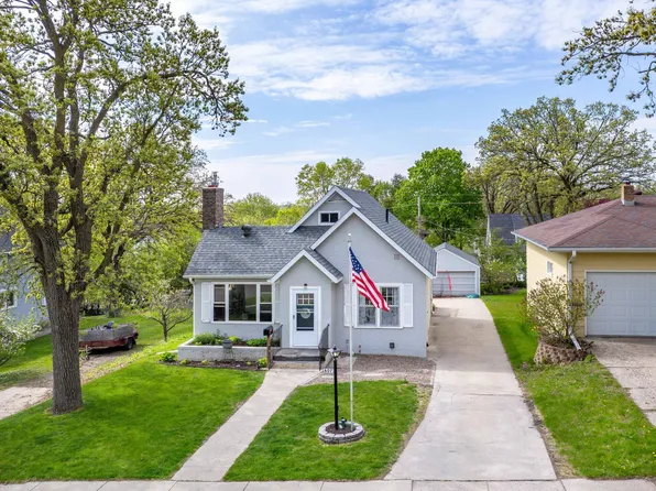 607 W Summit Ave, Fergus Falls, MN 56537