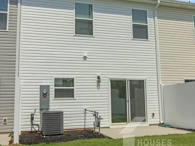 314 Abingdon Way — Photo 24