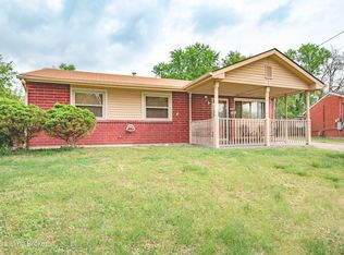 6601 Macalester Dr, Louisville, KY 40214