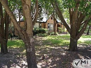 818 Timber Ridge Dr, Cedar Hill, TX 75104