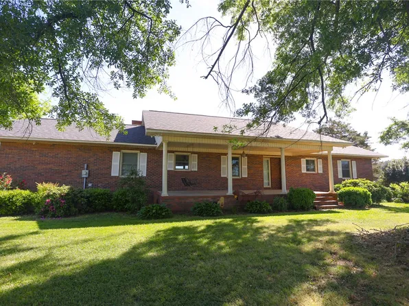 910 Highway 182, Fair Play, SC 29643