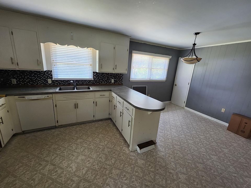 15274 Snow Creek Rd, Penhook, VA 24137 Zillow