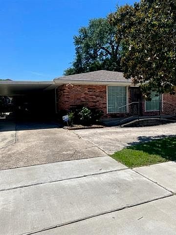 1st image of 124 22nd St