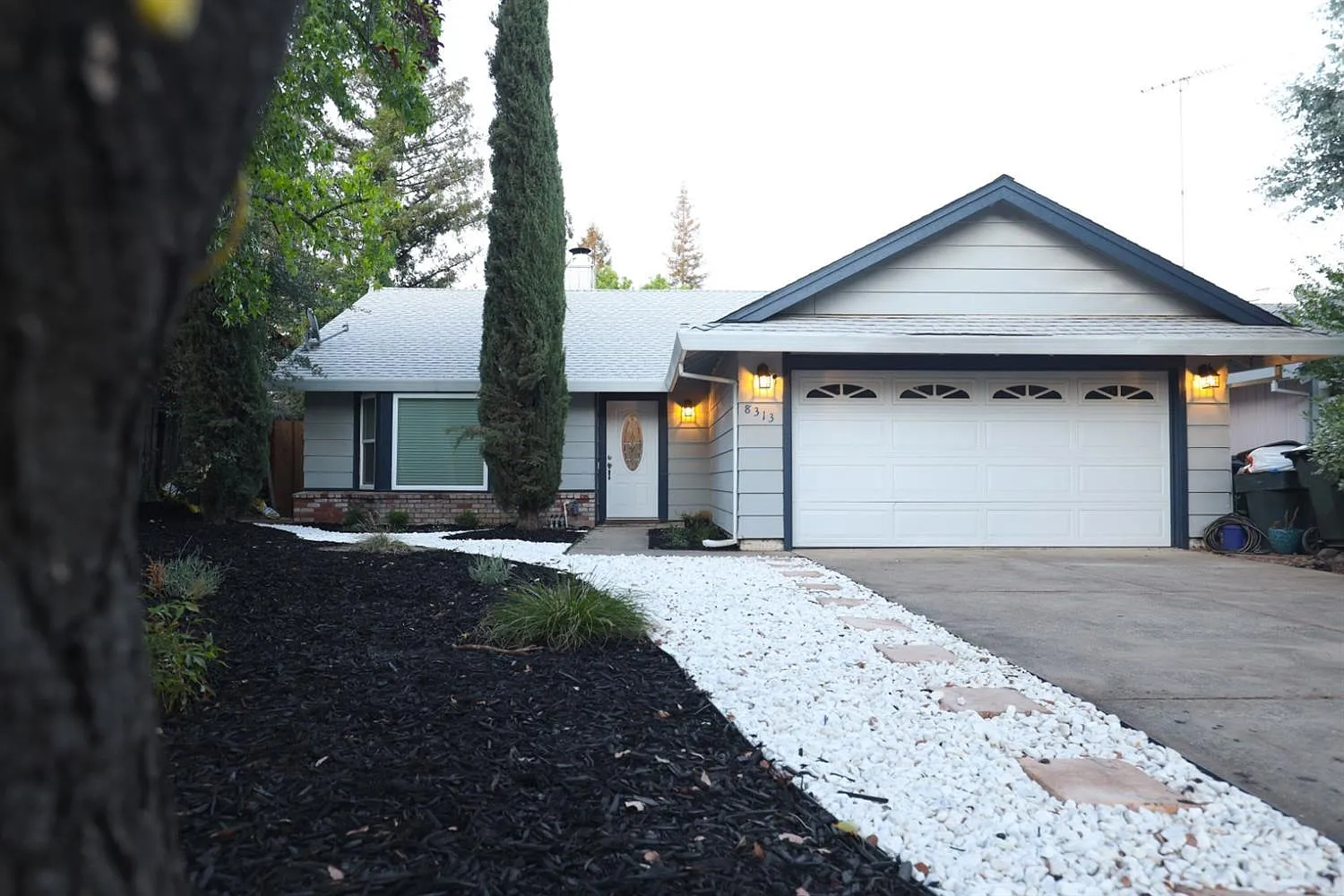 2 bed, 1156 sqft, $2,545 — Photo 3