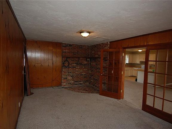 4th image of 1506 S Radclif St