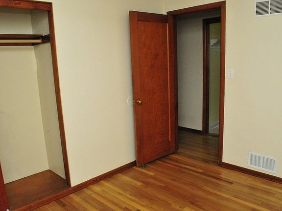 5th image of 1423 S Mason Ave