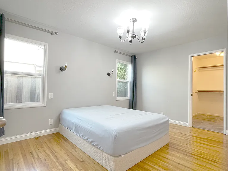 933 Sunlite Dr — Photo 7