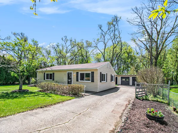 235 Wimple St, Grass Lake, MI 49240