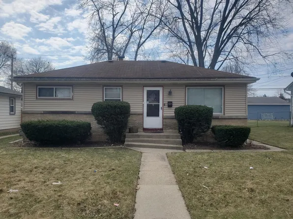 8229 West Grantosa DRIVE WEST West, Milwaukee, WI 53218
