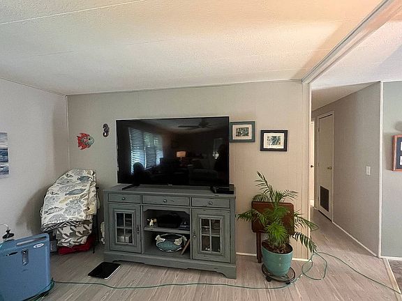 5th image of 103 E Sterling Way #553