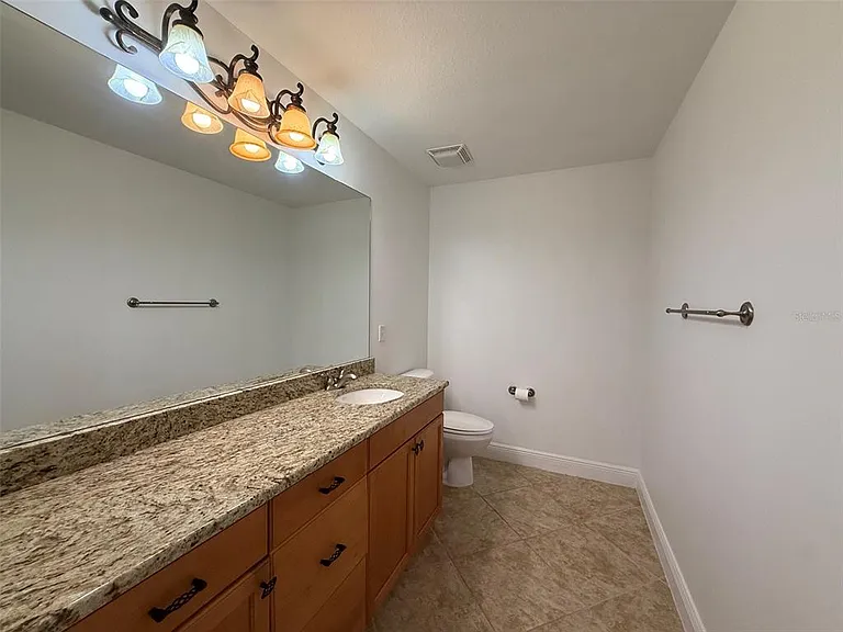 5116 Melbourne St #B-204 — Photo 29
