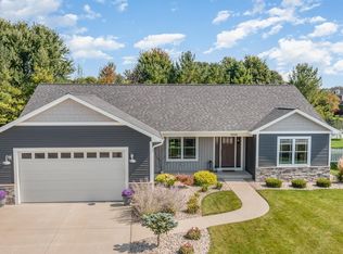 4558 E Lakecress Dr, Saginaw, MI 48603