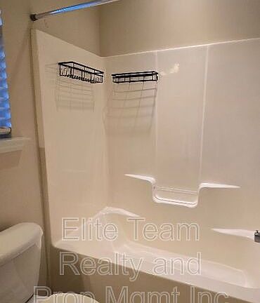 5th image of 11190 Bridgewater Dr