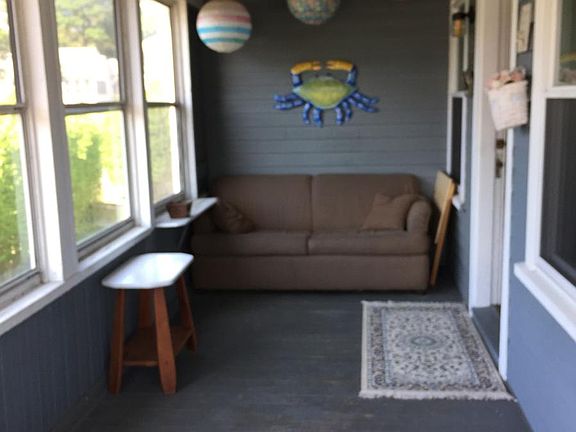 3rd image of 5 Brown St #1