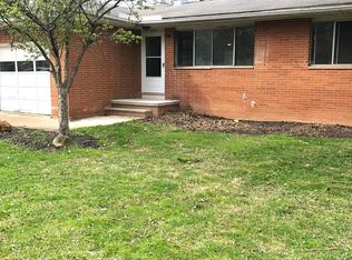 1963 Maplewood Rd, Stow, OH 44224