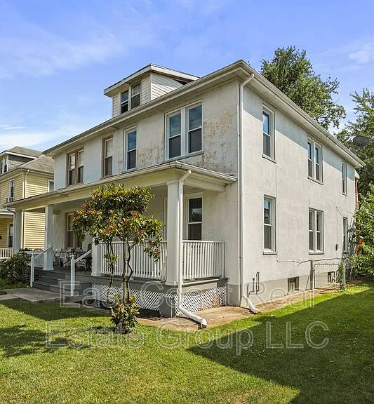 39 W Wilson Blvd — Photo 3