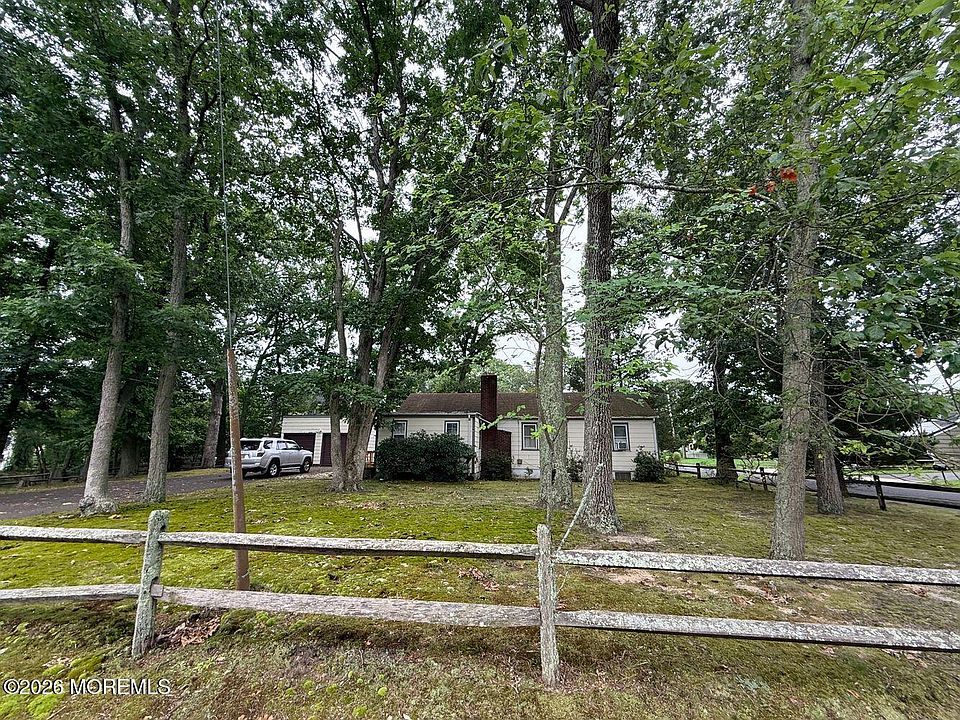 2nd image of 538 W Lincoln Avenue